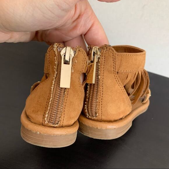 Cat & Jack Tan Faux Suede Fringe Sandals - Picture 6 of 6